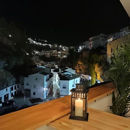 La Rosa Gris Apartment Setenil De Las Bodegas Luaran gambar